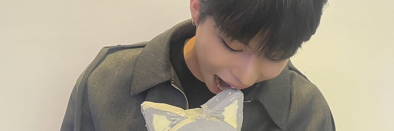 theUWOOs's profile banner image
