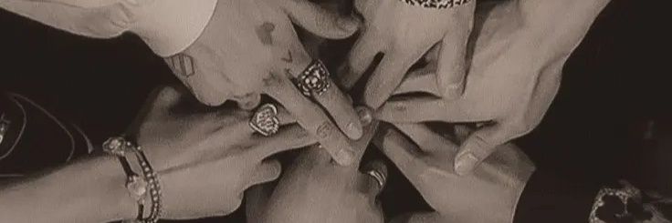 𝓡𝓸𝓼𝓲 banner