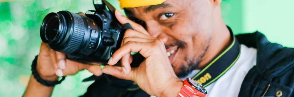 eadsoo's profile banner image