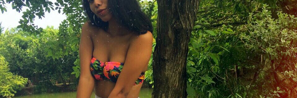 ariannyss's profile banner image