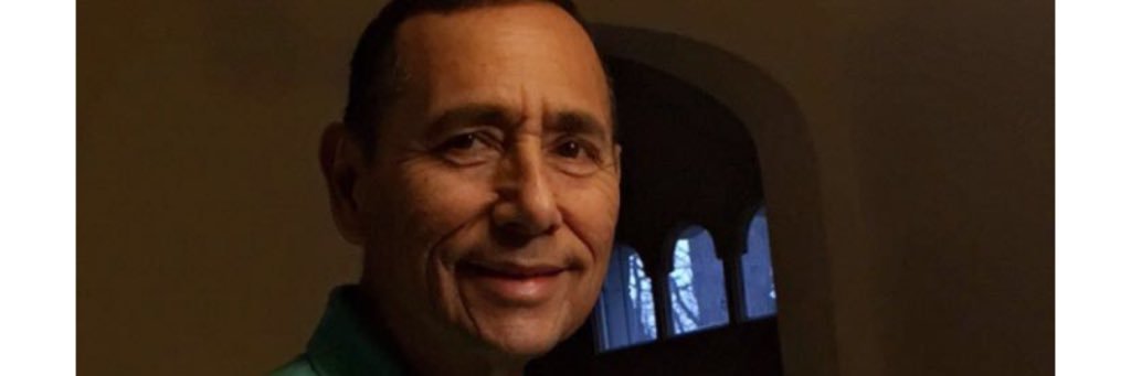 lic_AM's profile banner image