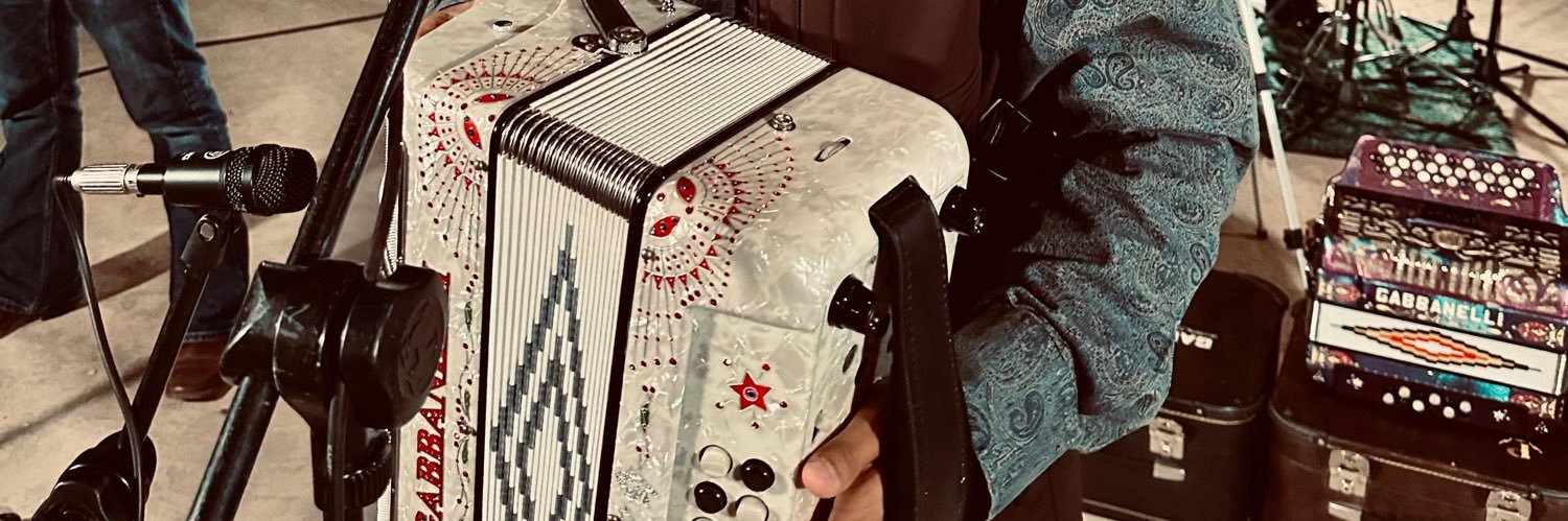 𝑶𝒎𝒂𝒓 banner