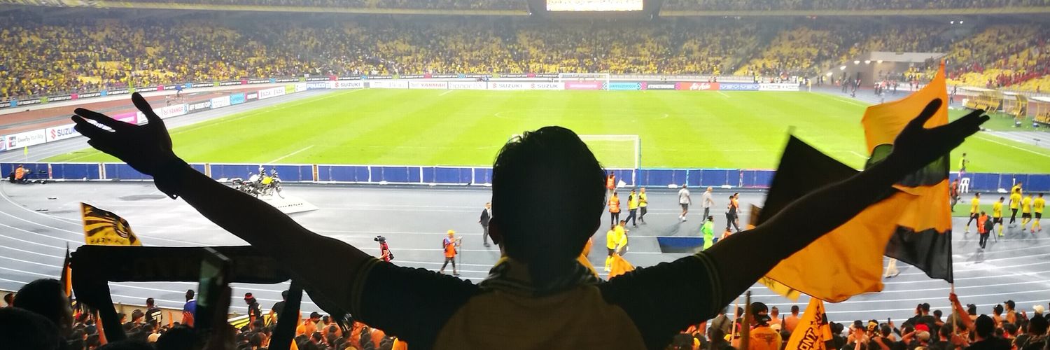 Iezzo's profile banner image