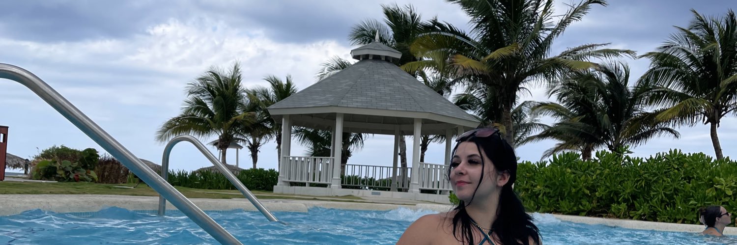realgiftedd's profile banner image