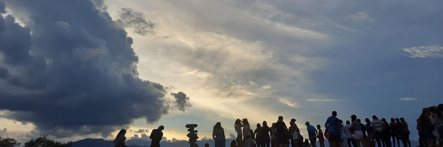 amparitho22's profile banner image