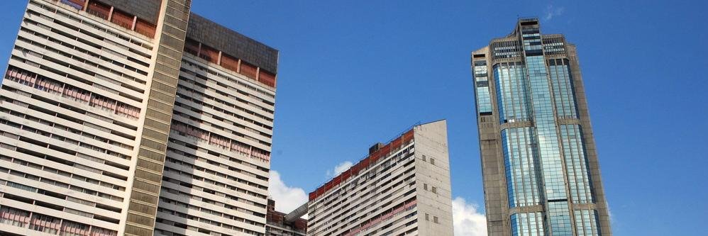 Caracas Manía banner