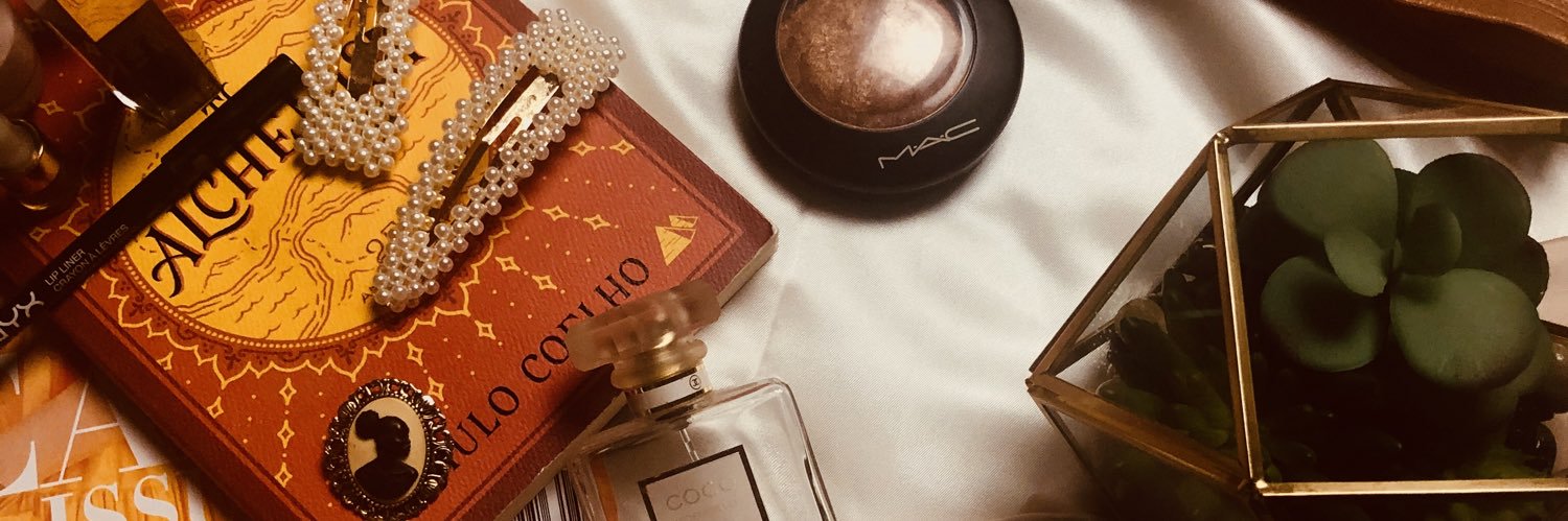 FashionLayn's profile banner image