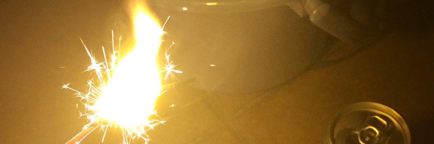 imooooonie's profile banner image