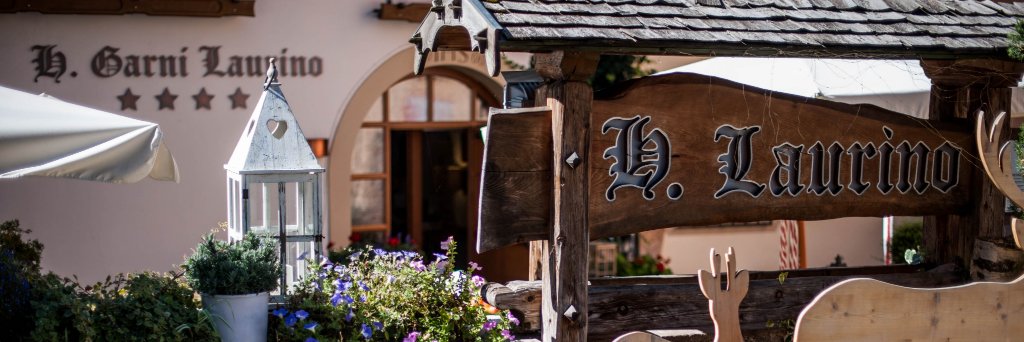 HotelGLaurino's profile banner image