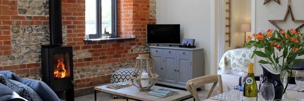 hideaways_uk Profile Banner