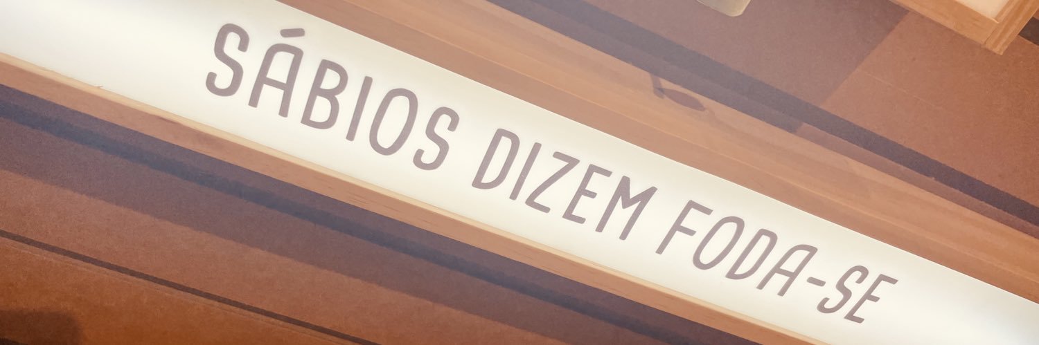 crisiko's profile banner image