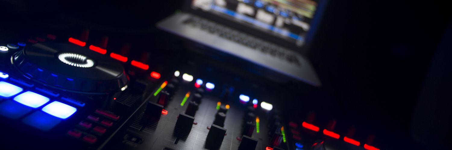 IAmDeejayEmz's profile banner image