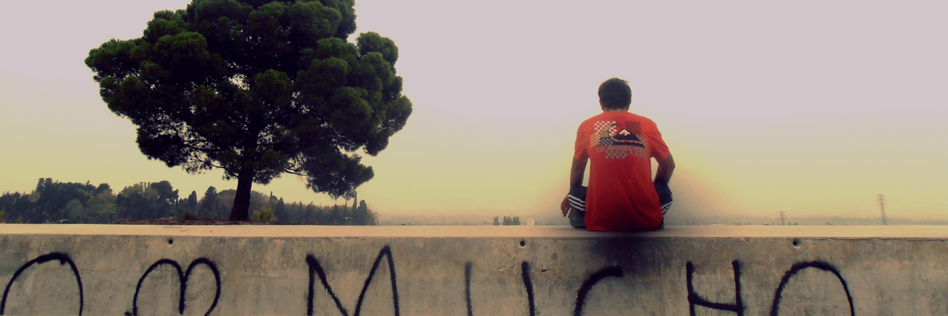 gugimo's profile banner image