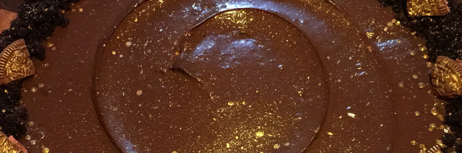 valenbakes's profile banner image