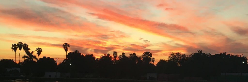 analuciagy's profile banner image