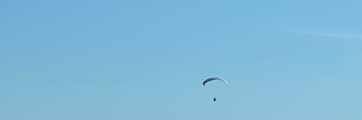 miilikes's profile banner image