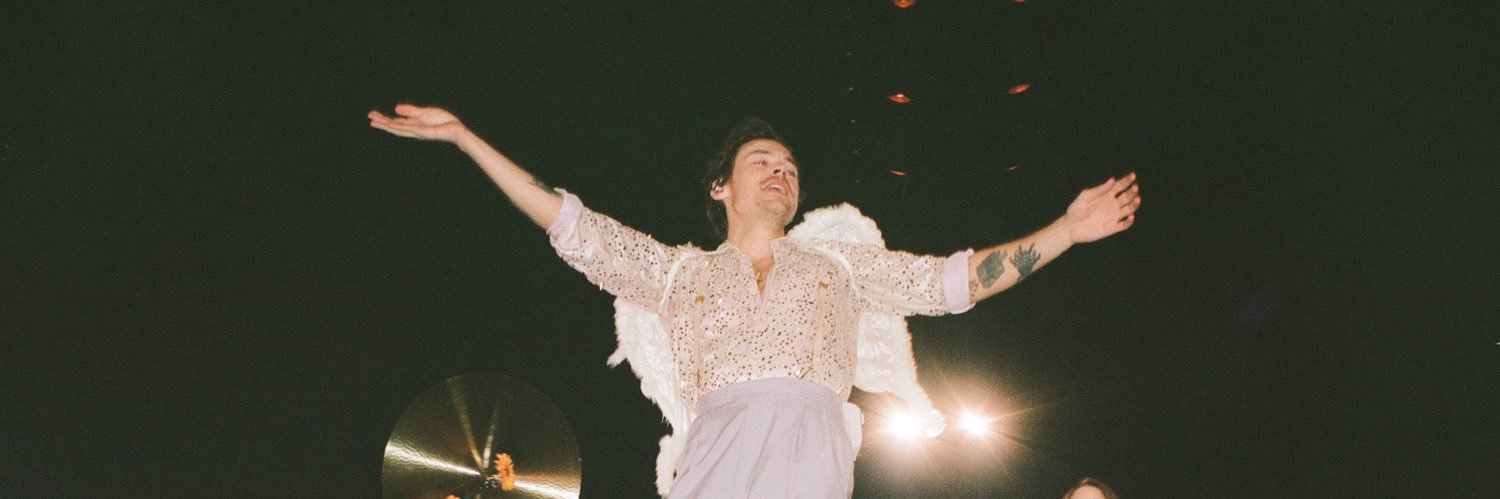 loherbz's profile banner image