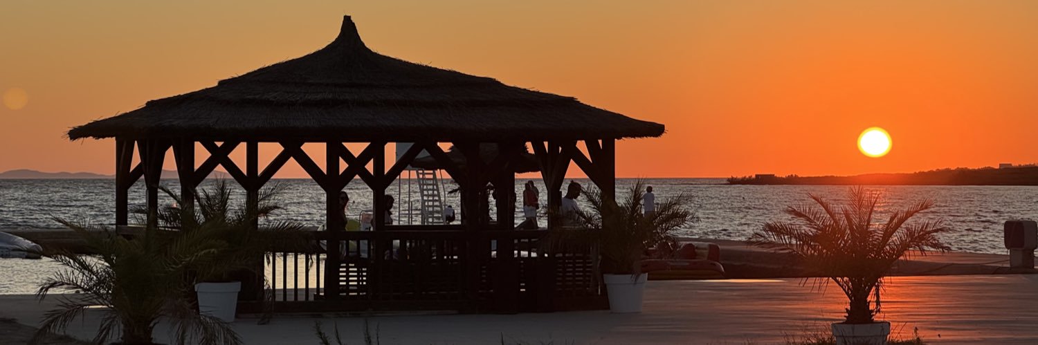 (R)&(Ohm) Stuff banner