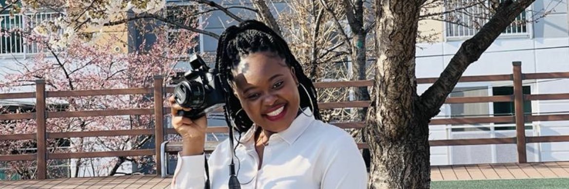 Lwazee_'s profile banner image