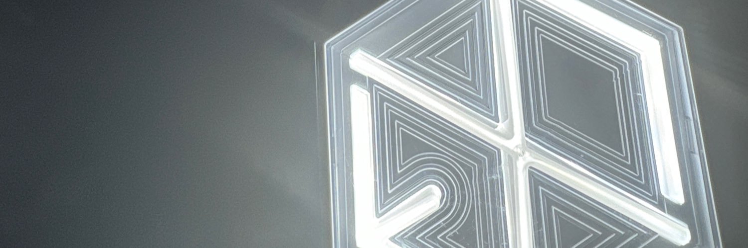 arnytan's profile banner image