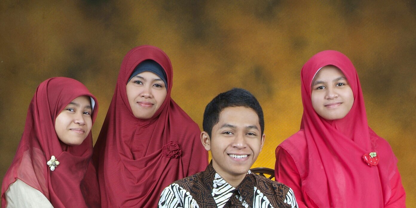 putrimoslem's profile banner image