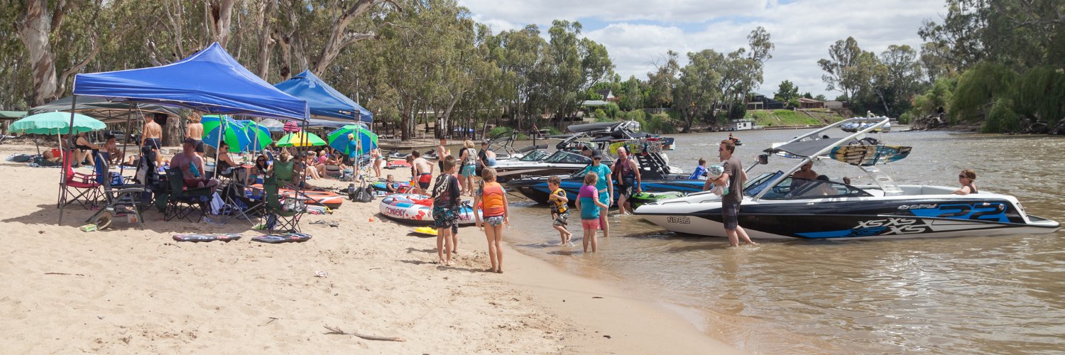 McLean Beach Holiday Park banner