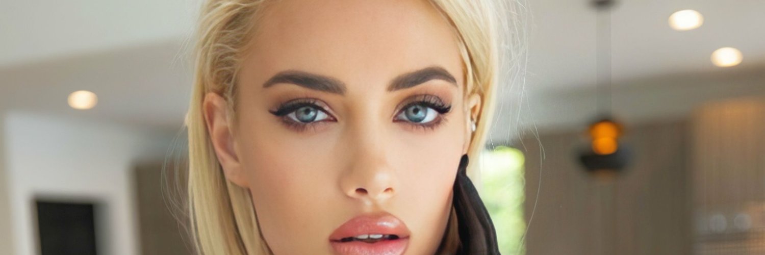 JuliaXXXnight's profile banner image