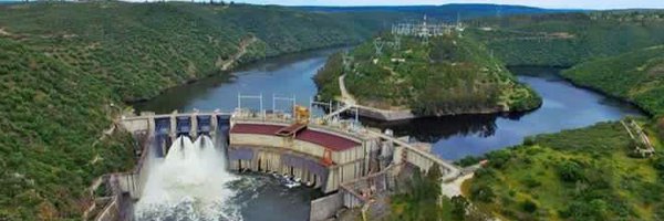 Manumoraless Profile Banner