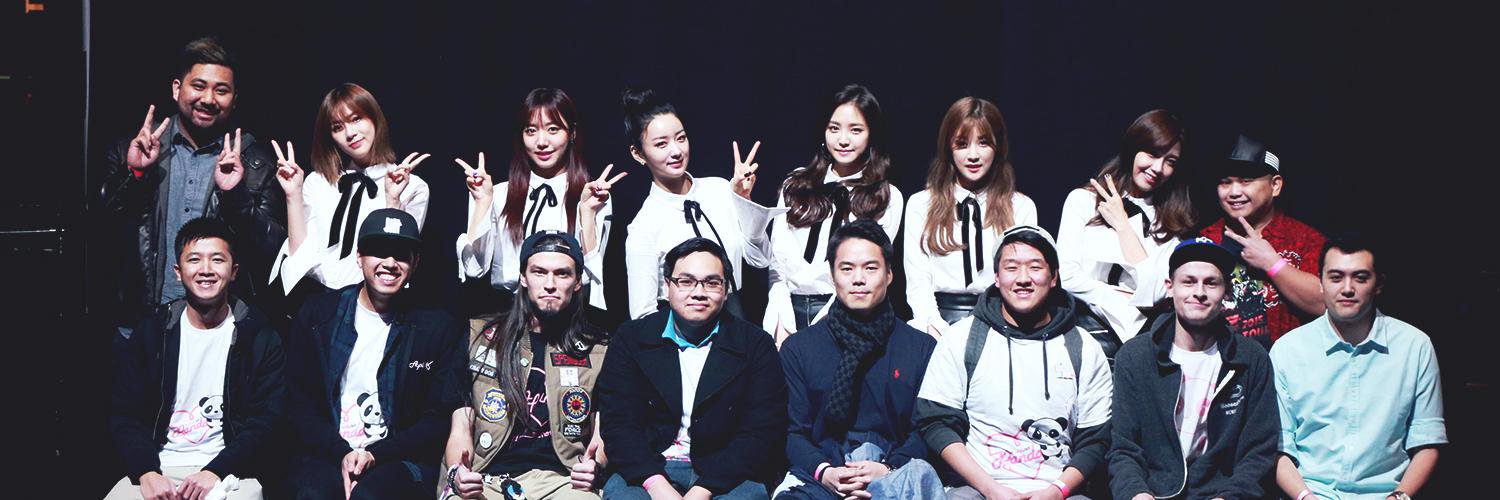 smileskpop's profile banner image