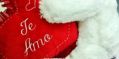lauramaique's profile banner image
