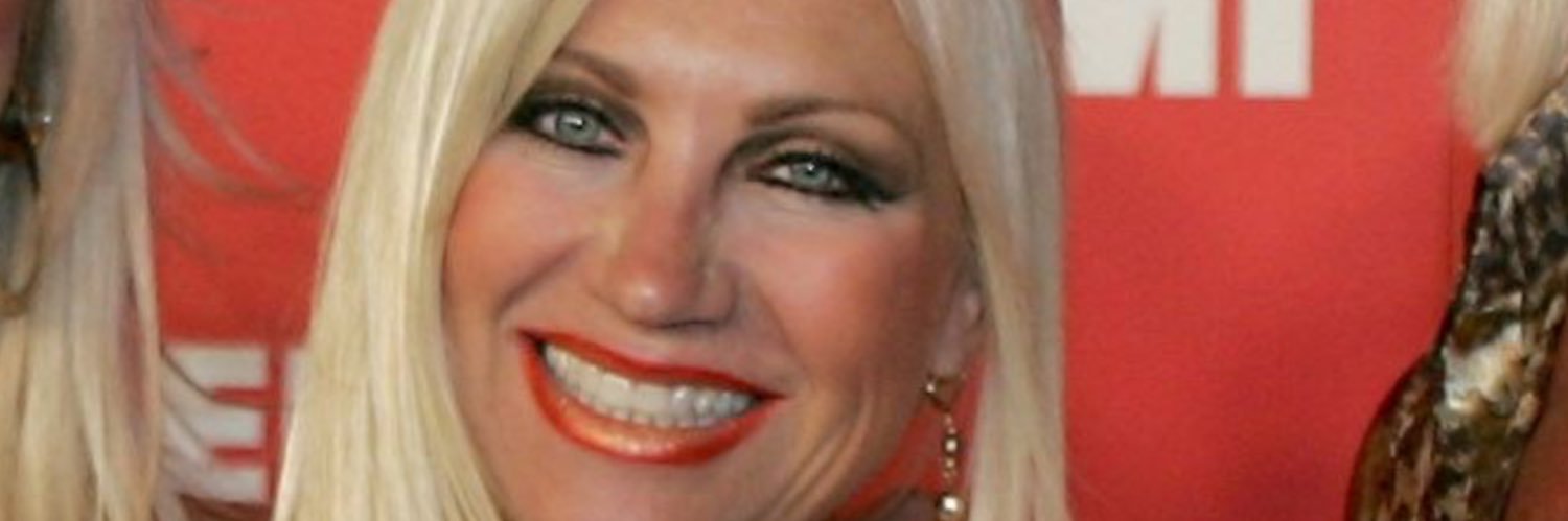 Linda Hogan banner