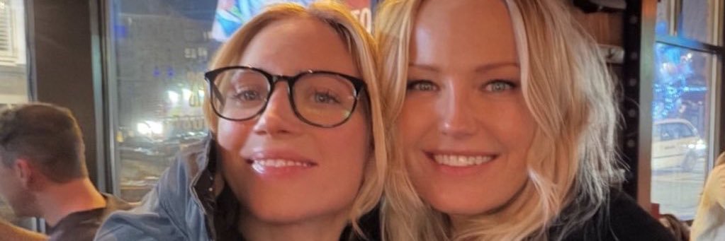 NicoleHendry29's profile banner image