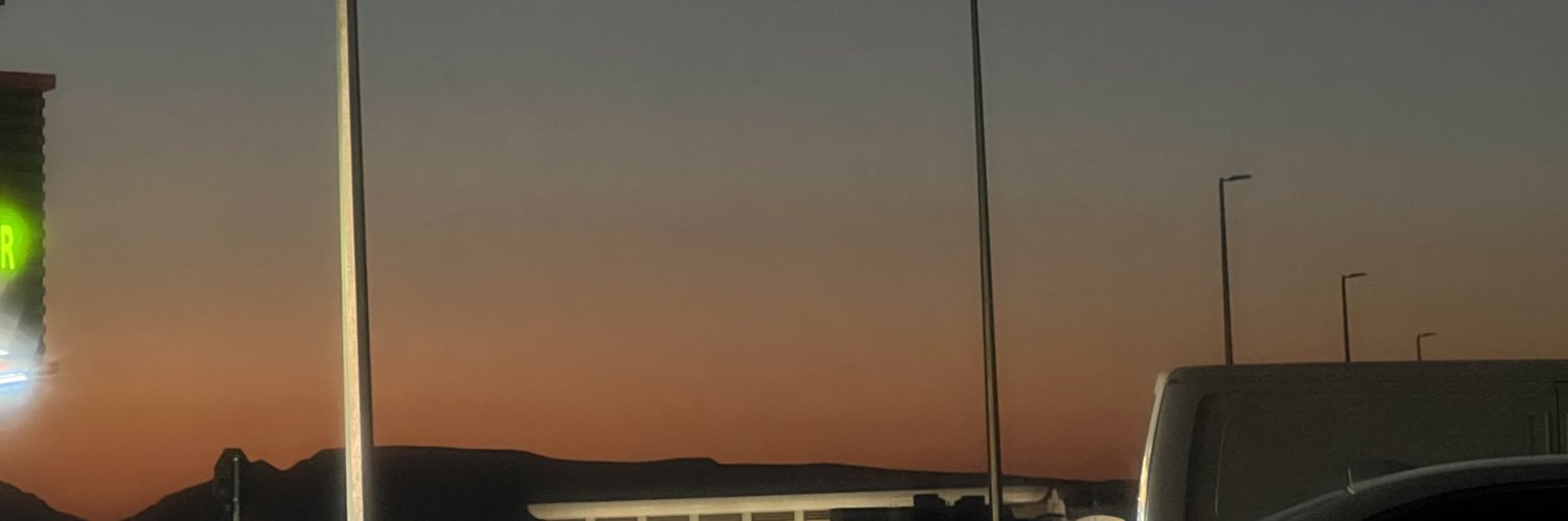 sharnaz4u's profile banner image