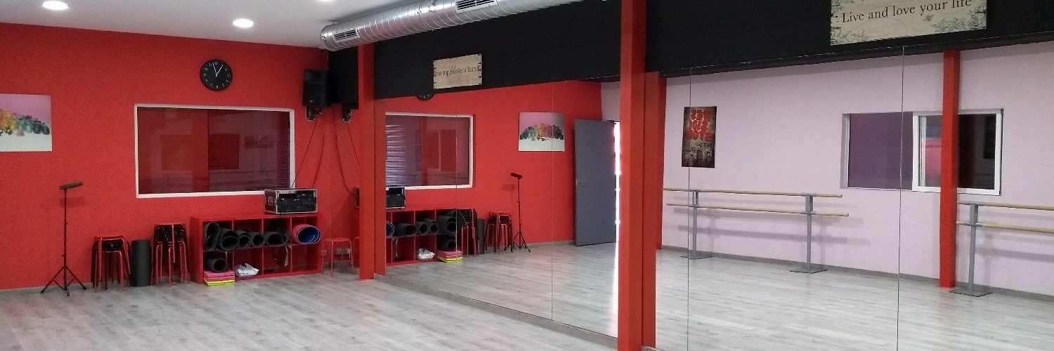 EscenaStudio's profile banner image