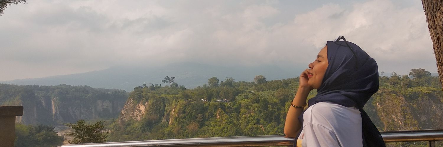 riske01's profile banner image