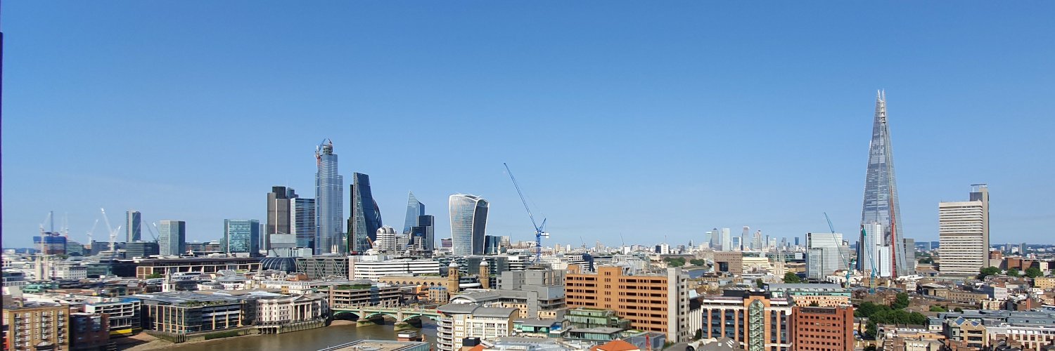 Klis Ramdeen-Lessey banner