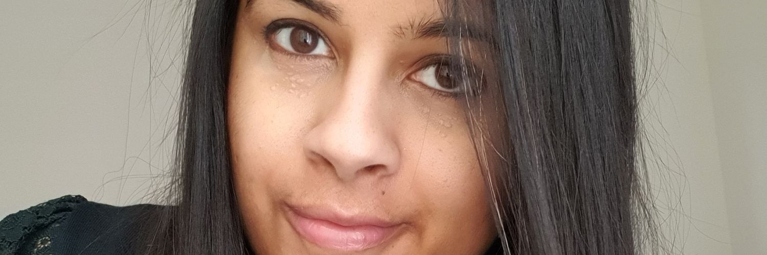 dasvinim's profile banner image