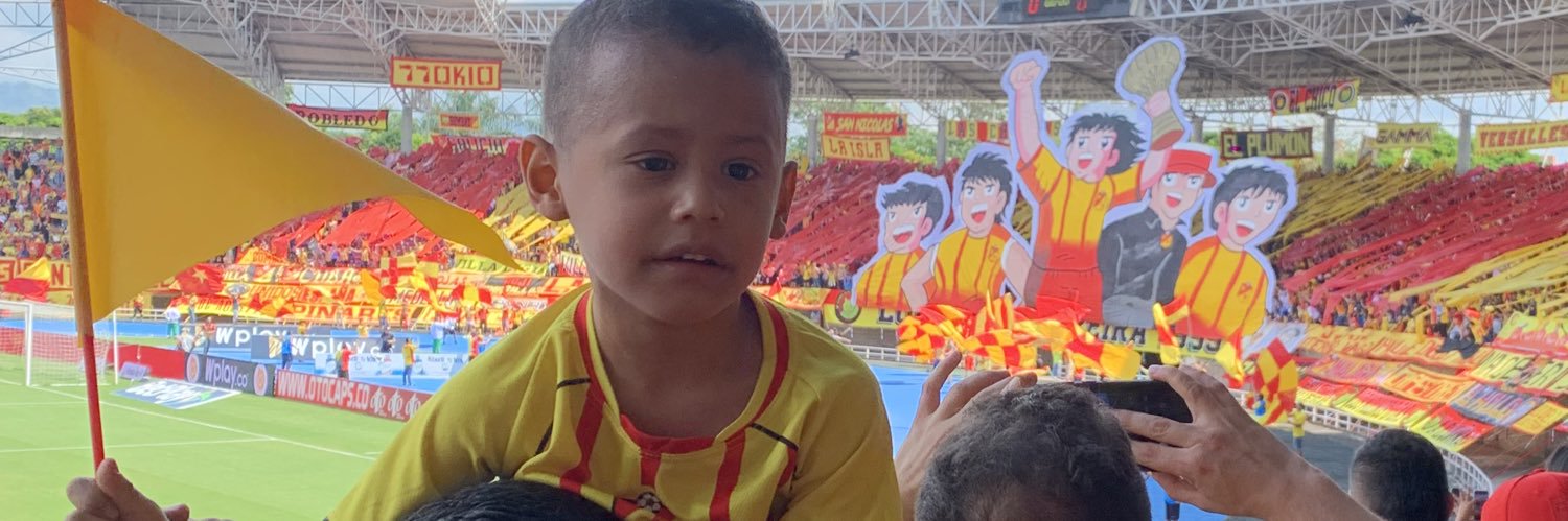 HAMILTON_TELLO's profile banner image