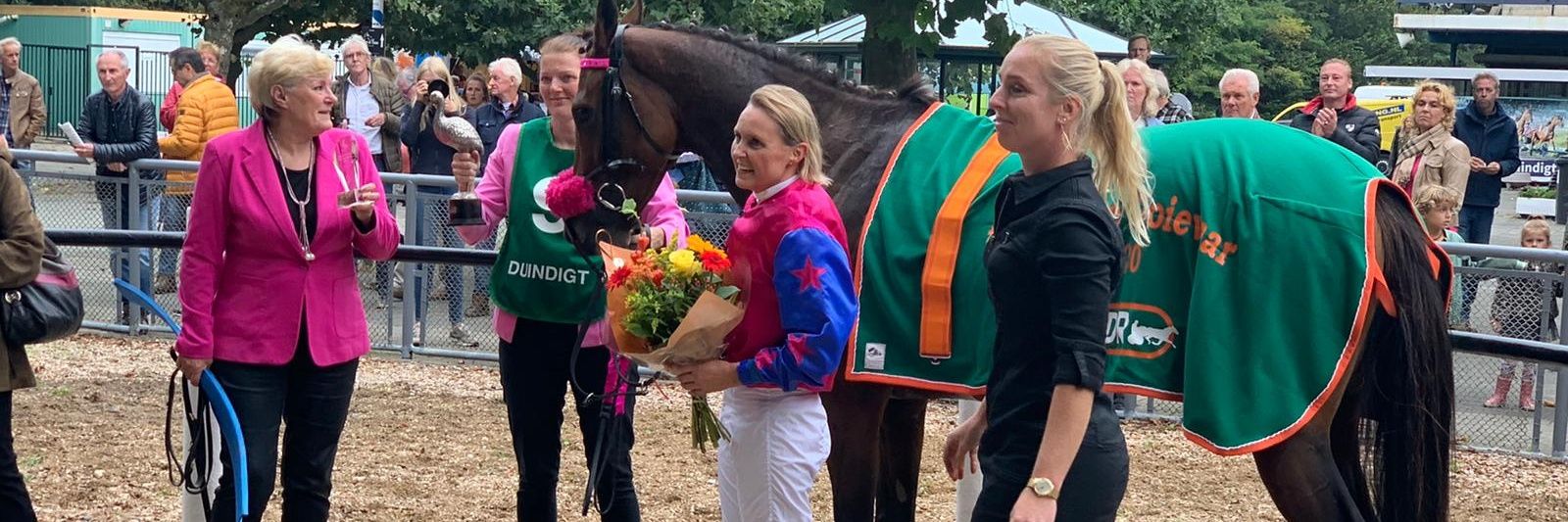 Bianca Dunk Racing banner