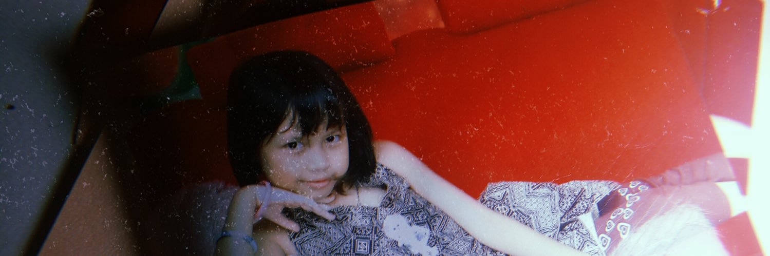 lisetputri's profile banner image