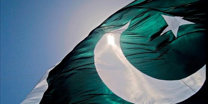 Yusra_malik's profile banner image