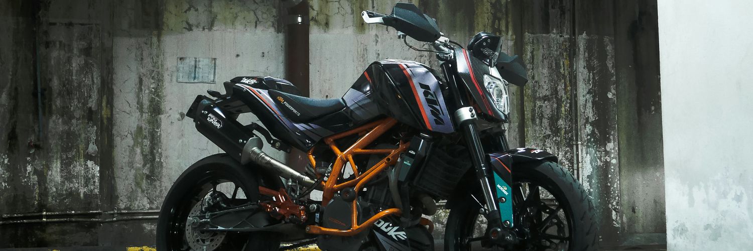 irvanpessec's profile banner image