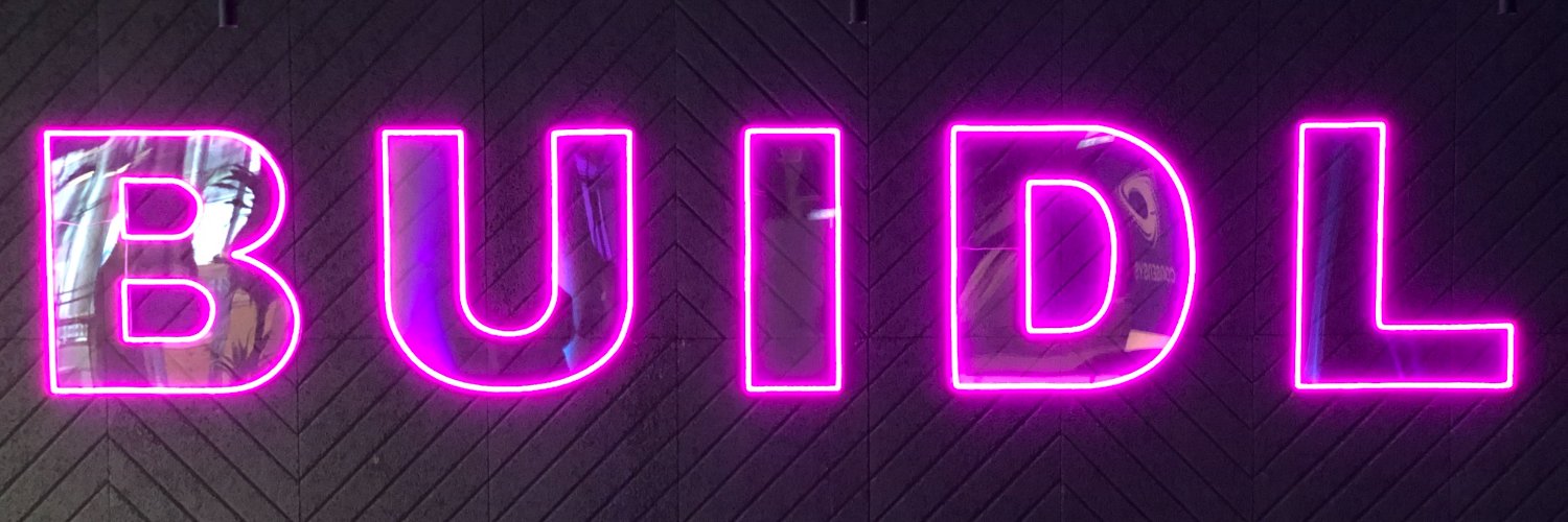 eddieoz's profile banner image