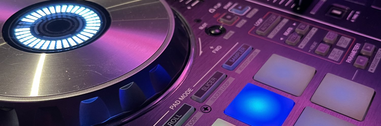 DocDeza's profile banner image
