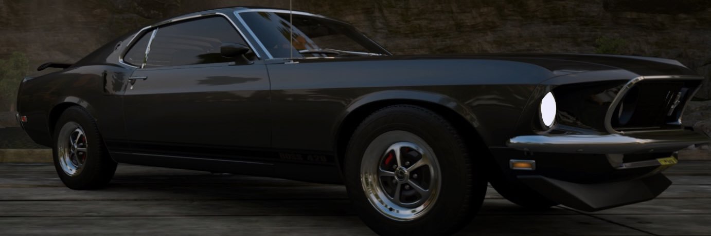 conn_laur's profile banner image