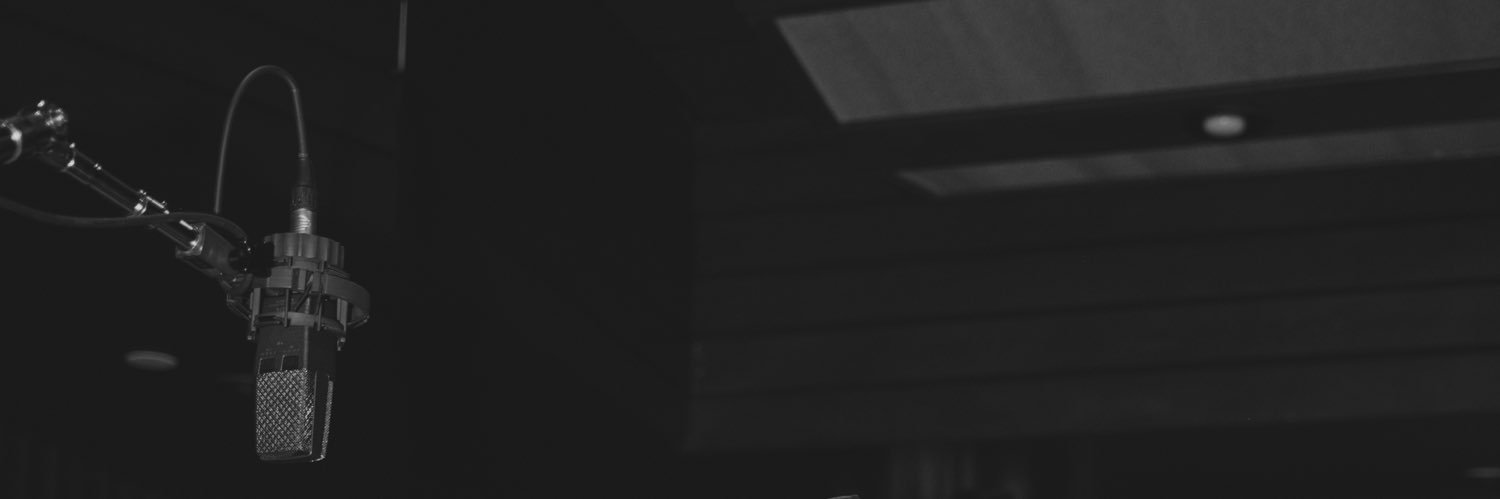 FeatherDana's profile banner image