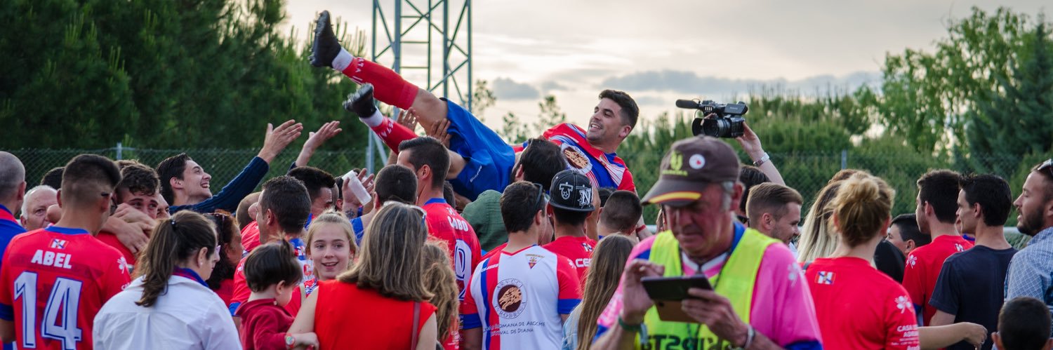 IsaacGarcia_9's profile banner image