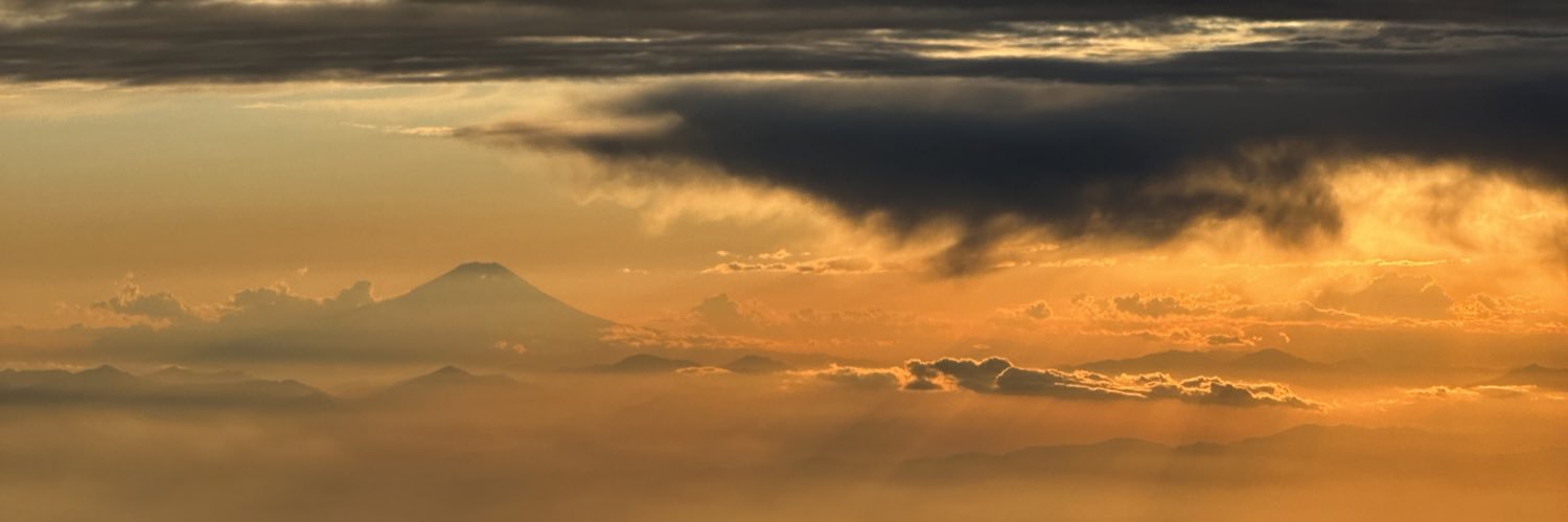 casoumas's profile banner image