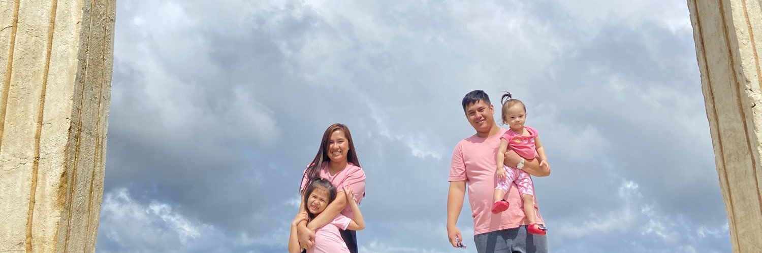 rowinkyful's profile banner image