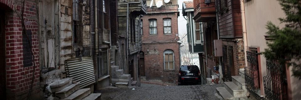 ALPERTUNGAH's profile banner image